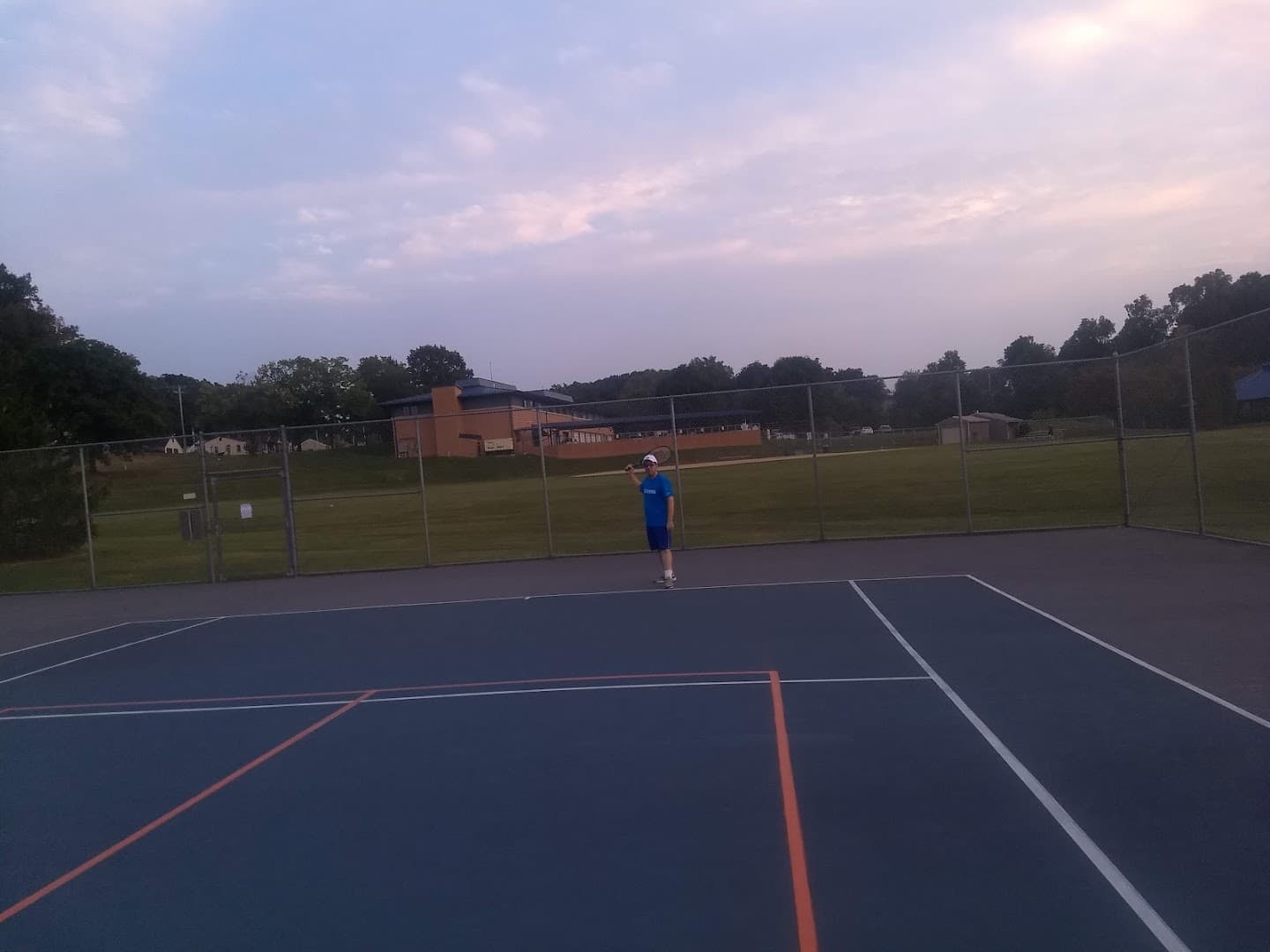 Roof Park pickleball courts
