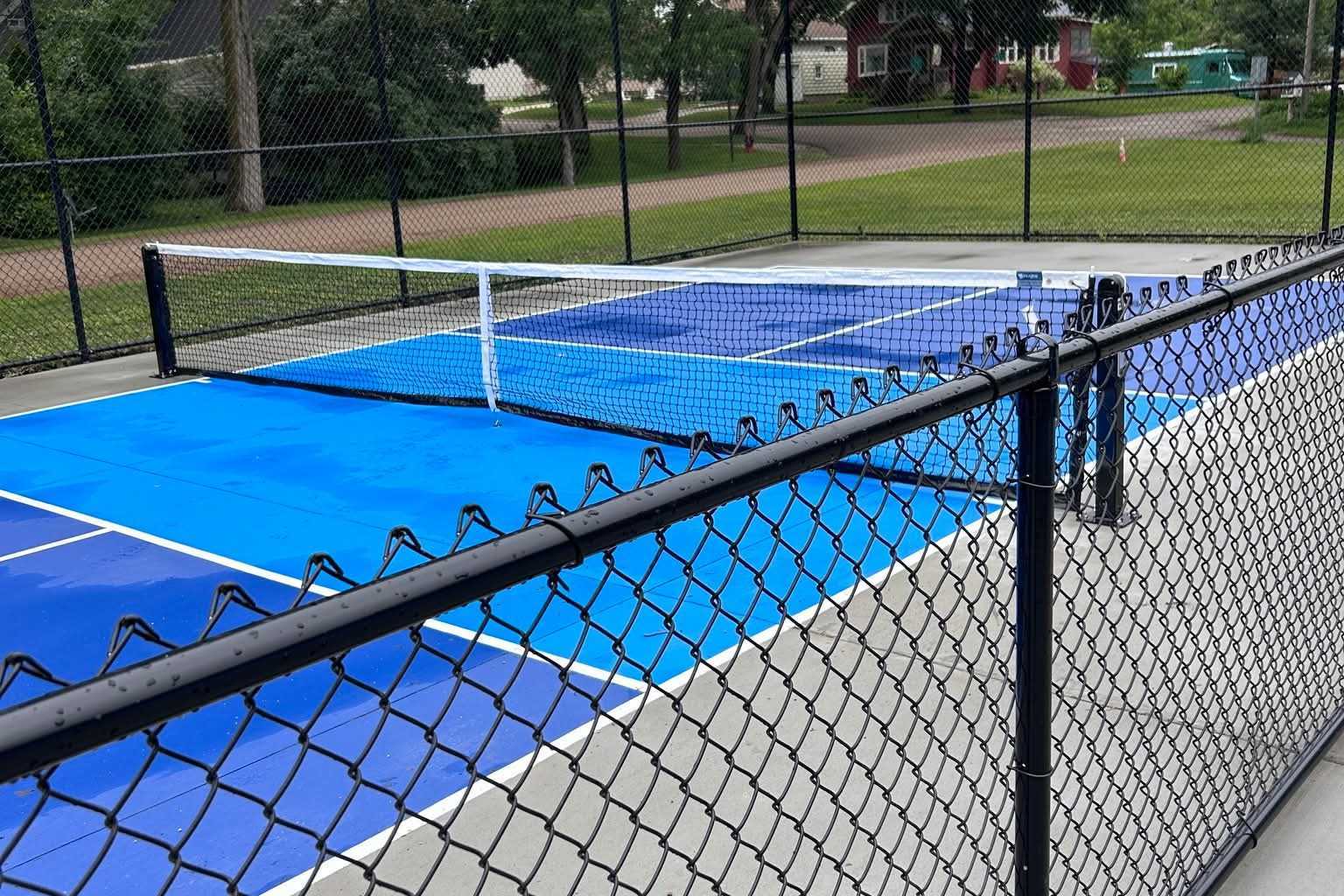 Broadway Park pickleball courts