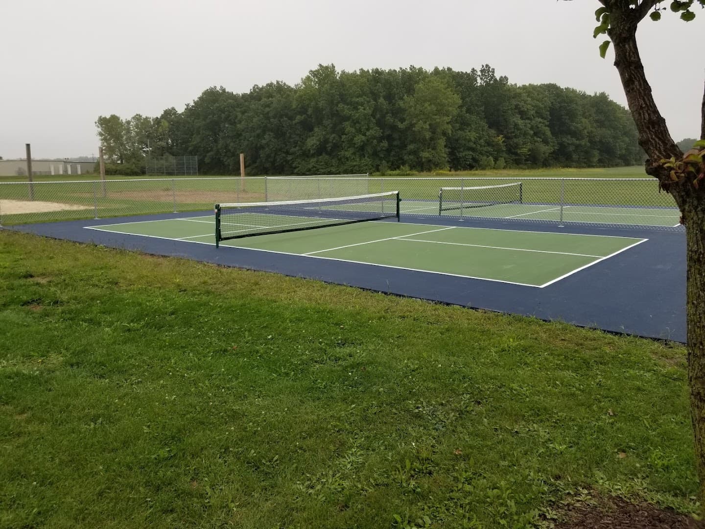 Lion's Park pickleball courts