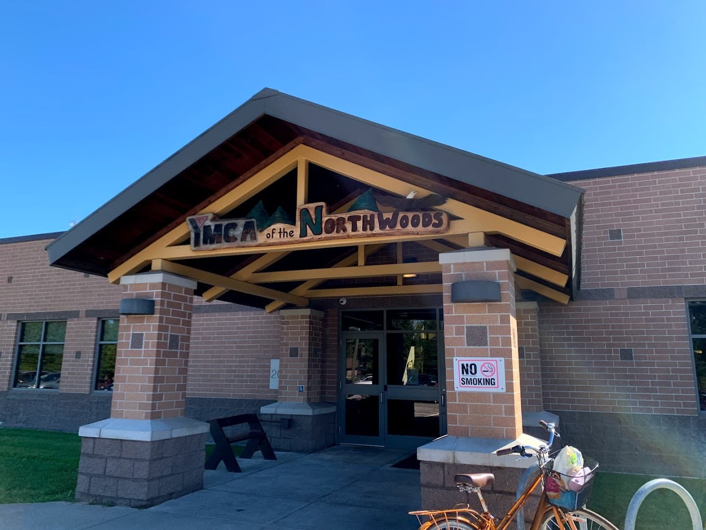 YMCA Of The Northwoods pickleball courts