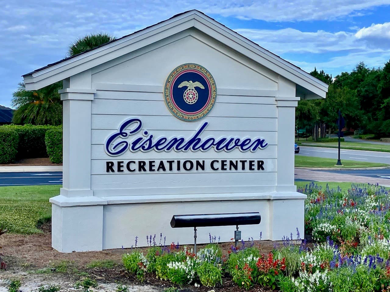 Eisenhower Regional Pool & Recreation Center pickleball courts