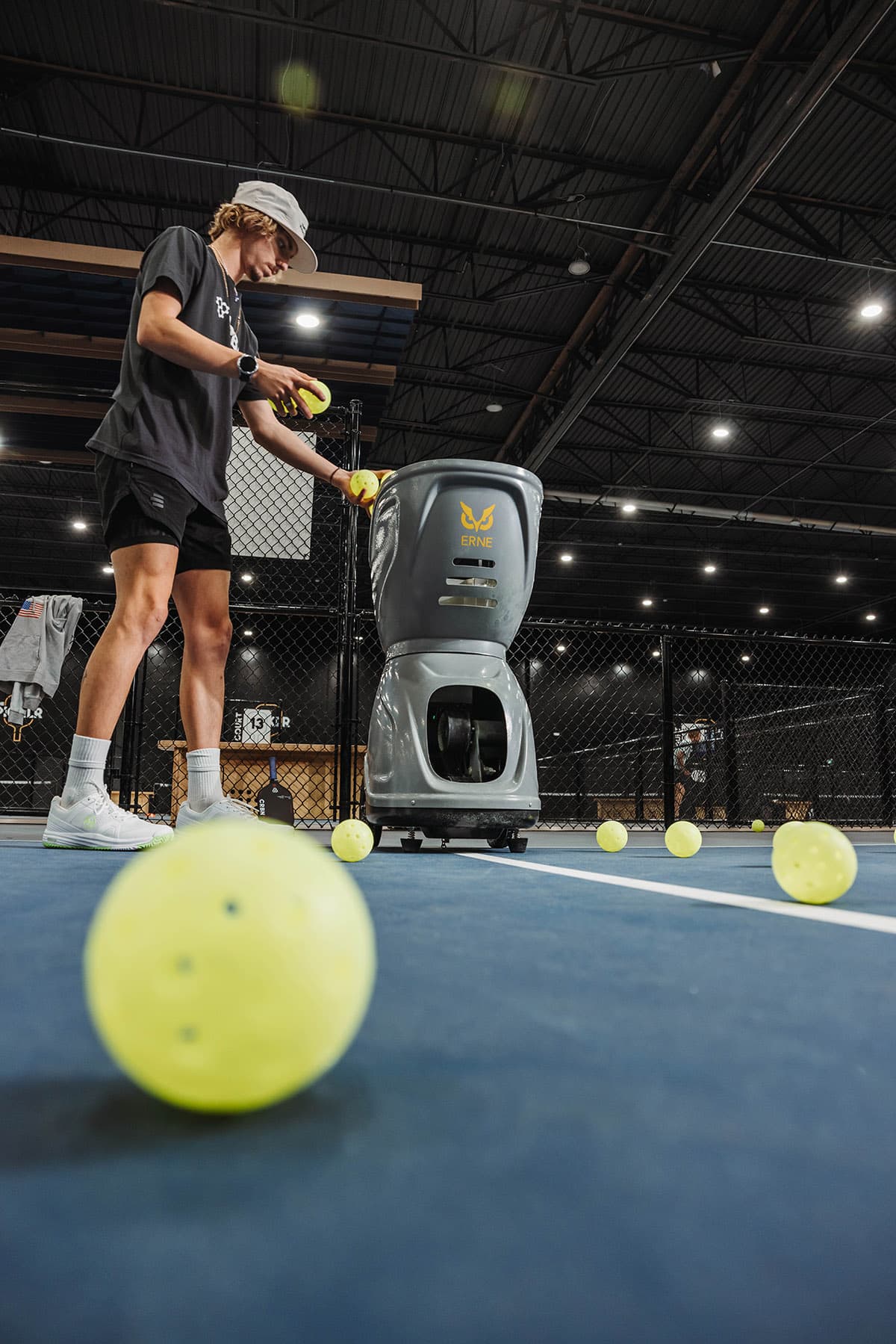 The Picklr Lewisville pickleball courts