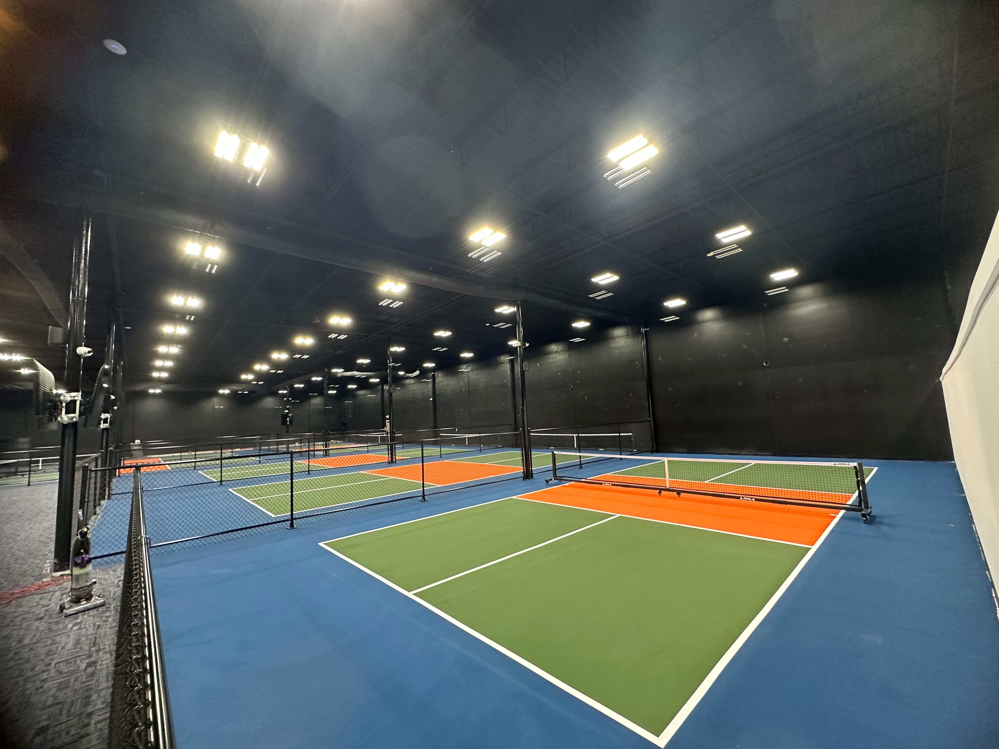 Dill Dinkers Crowley TX pickleball courts