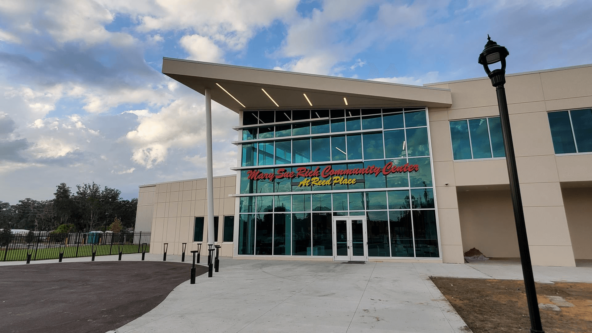 Mary Sue Rich Community Center pickleball courts