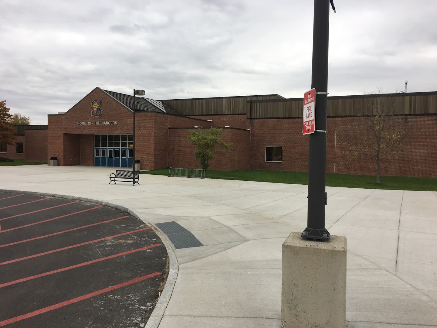 Spencerport High School pickleball courts