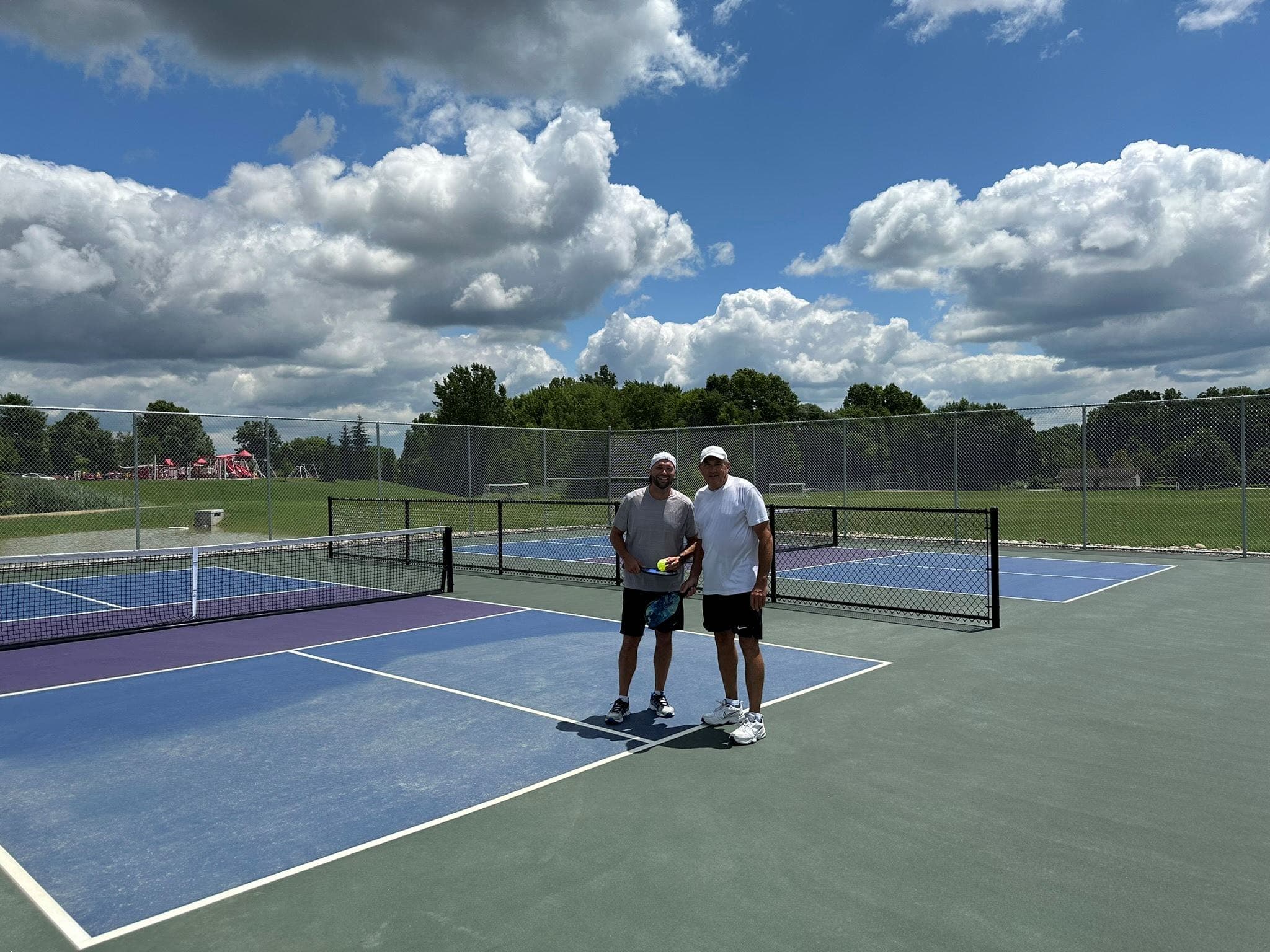 Oregon Trail Park pickleball courts