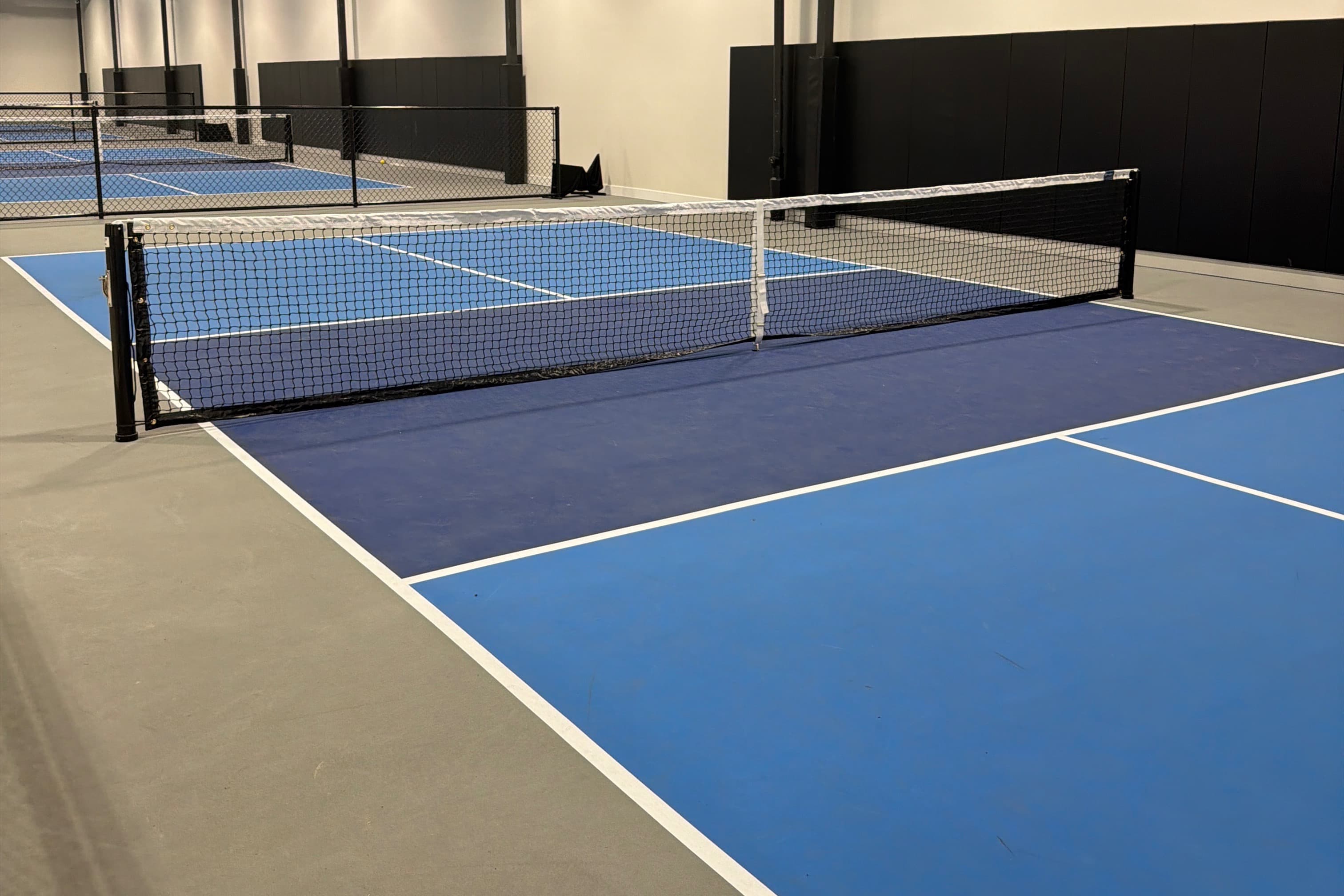 Paddle and Par pickleball courts