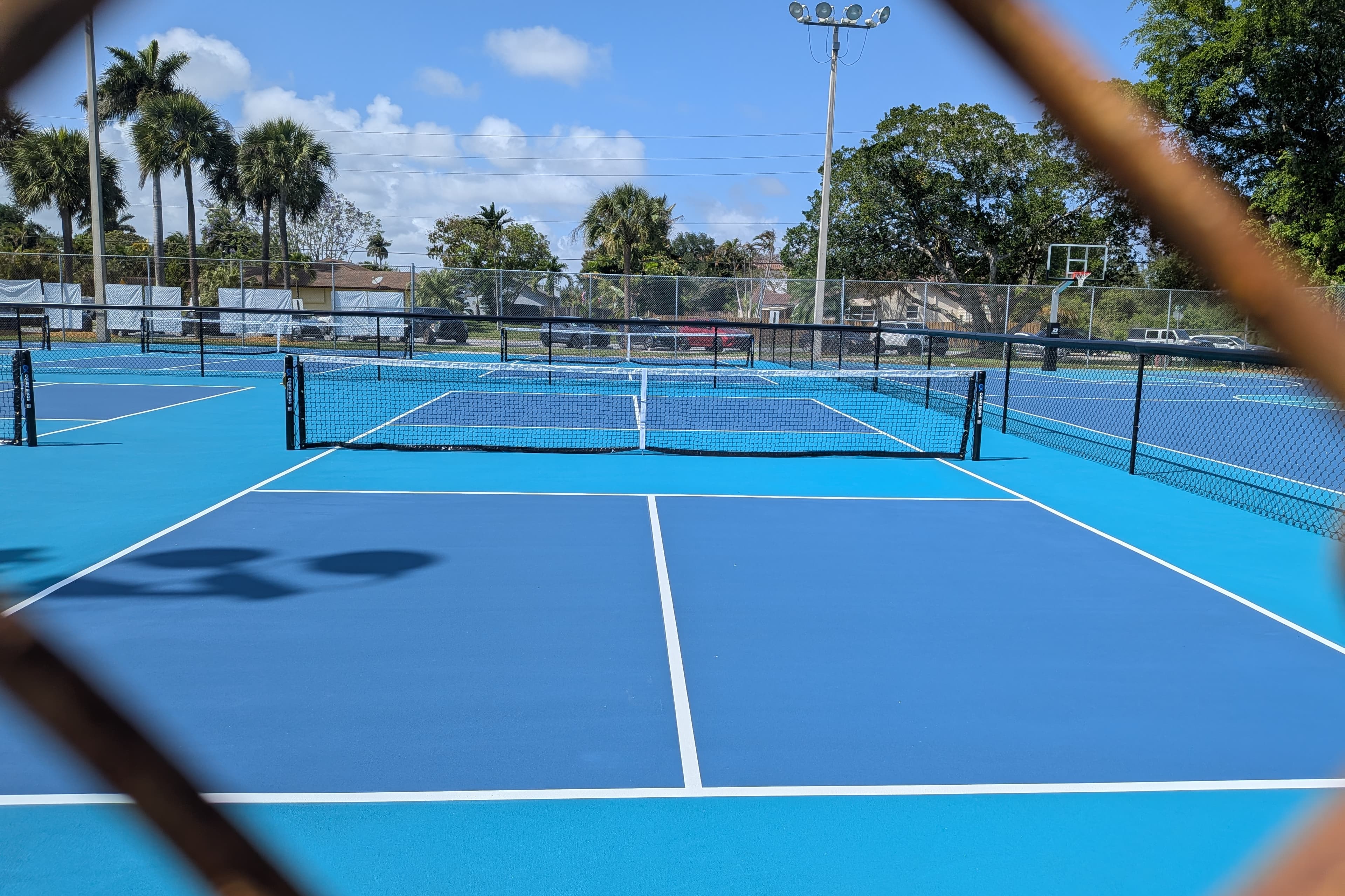 Frost Park pickleball courts