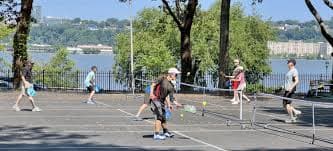 Riverside Park pickleball courts