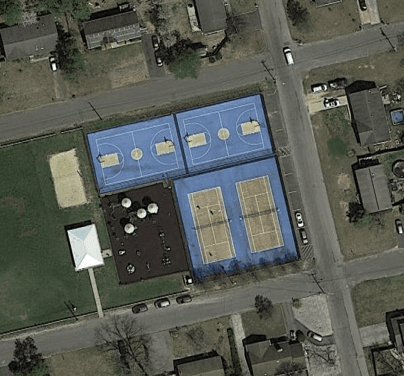 Holly Oaks Park pickleball courts