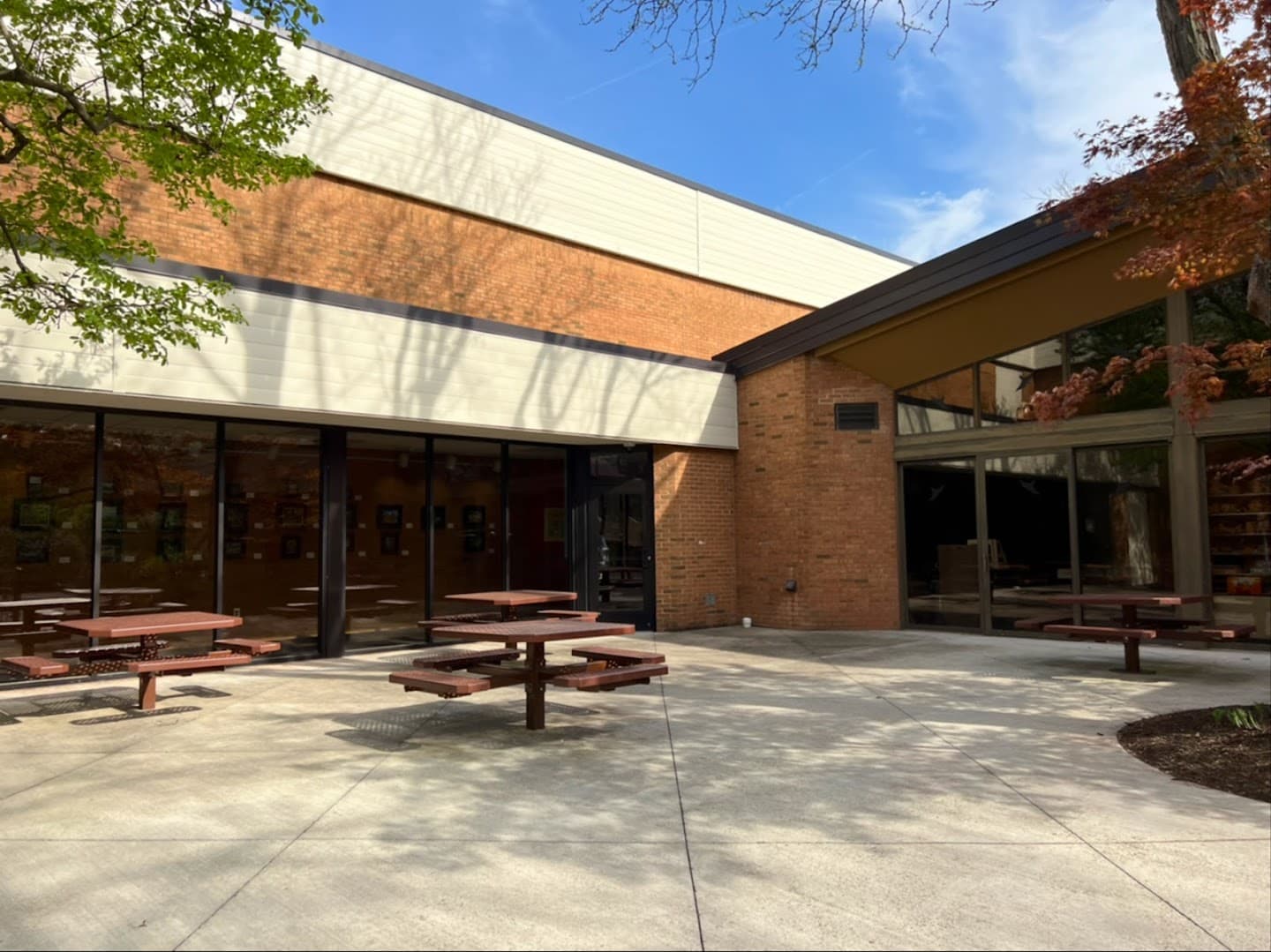 Worthington Community Center pickleball courts