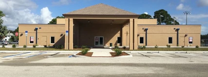 Woody Simpson Community Center pickleball courts