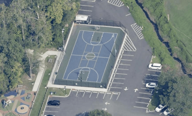New Castle Playground pickleball courts