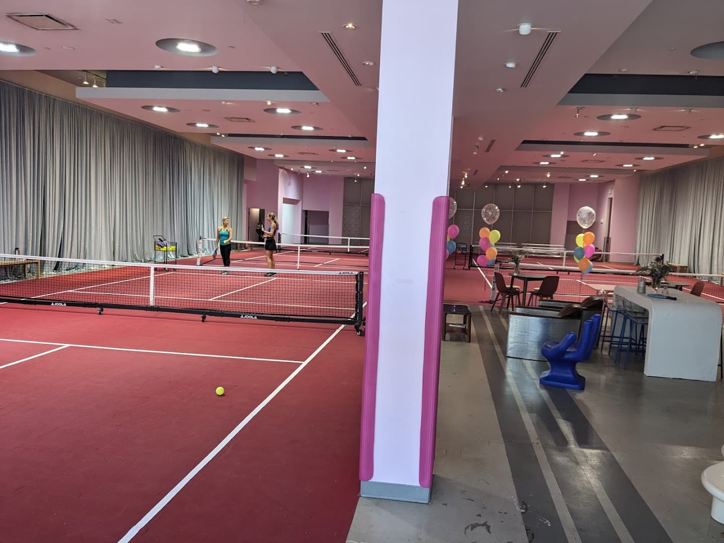 Pickle Pop pickleball courts