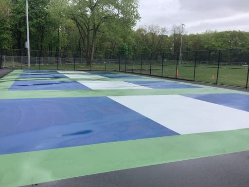 Carr Park pickleball courts