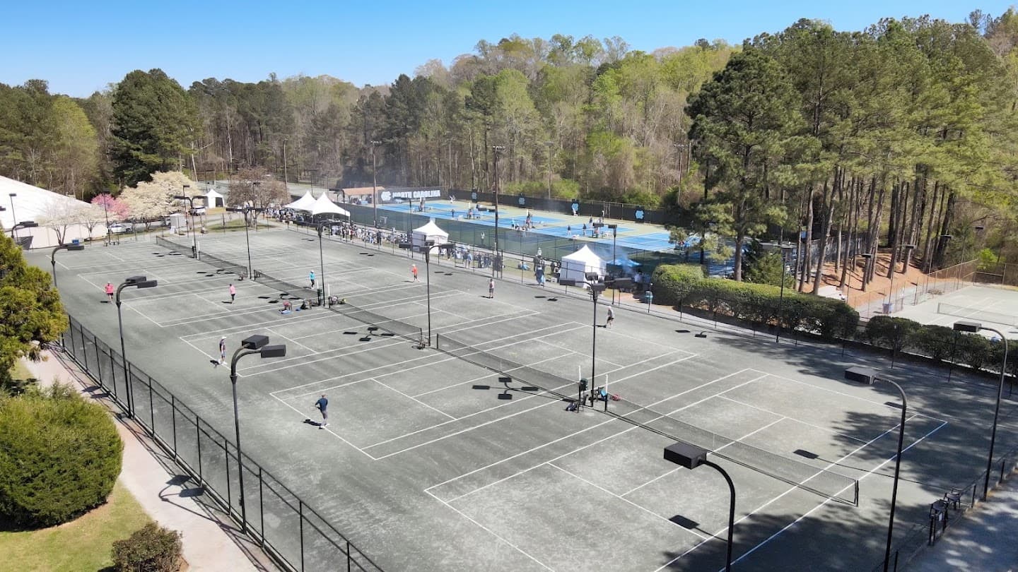Chapel Hill Tennis Club pickleball courts