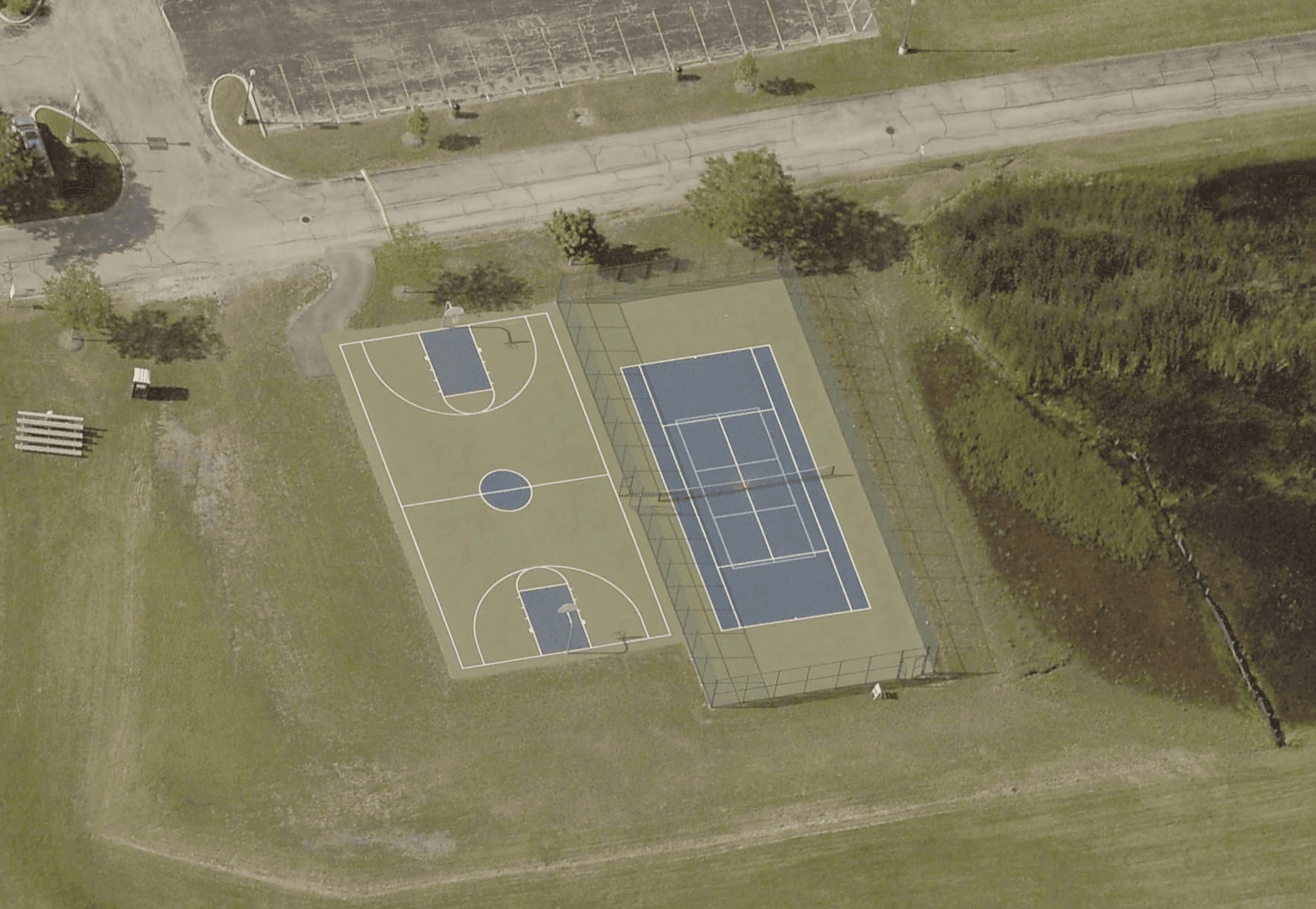 Mundelein Park & Rec Center pickleball courts