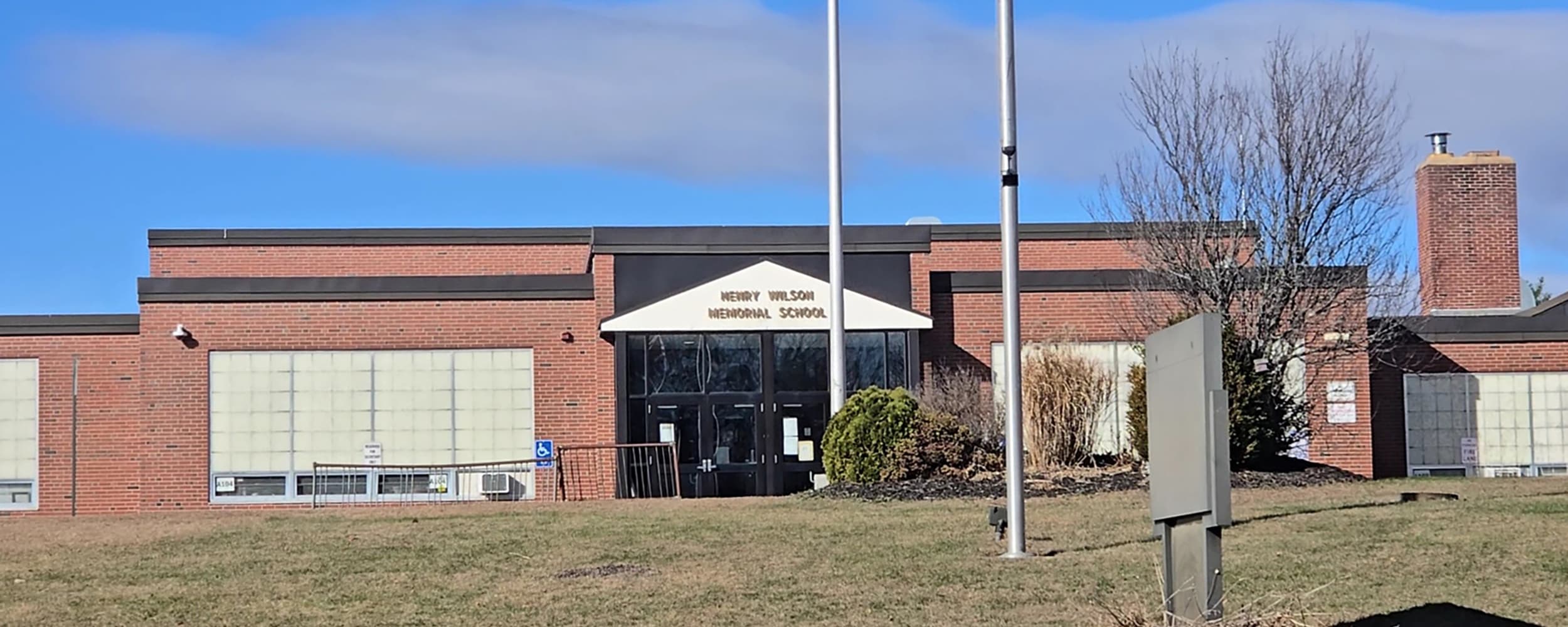 Henry Wilson Jr High pickleball courts