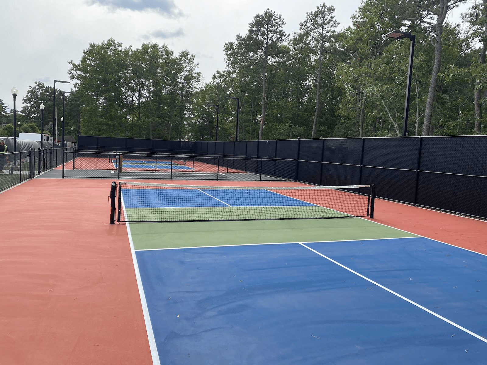 Islandia Village Courts pickleball courts