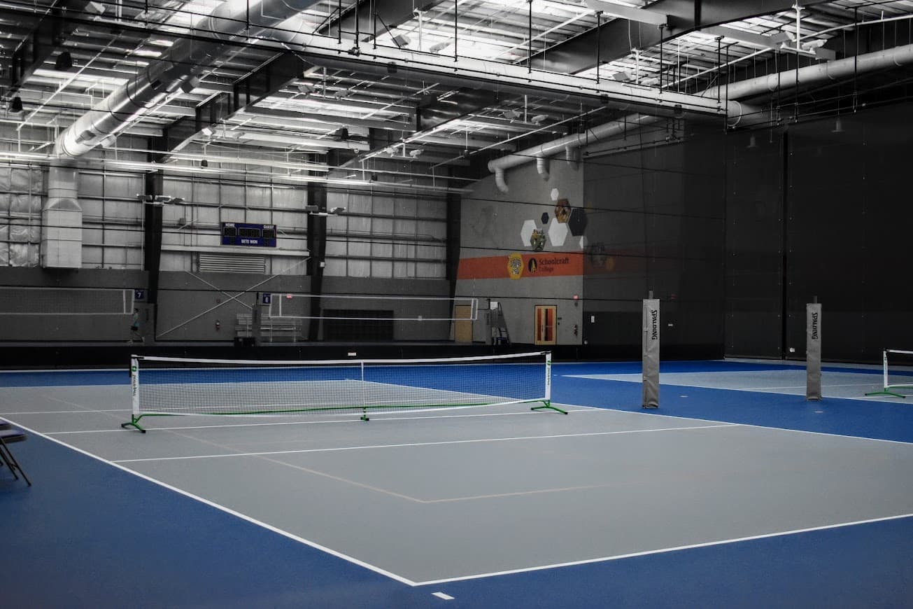 Schoolcraft College pickleball courts