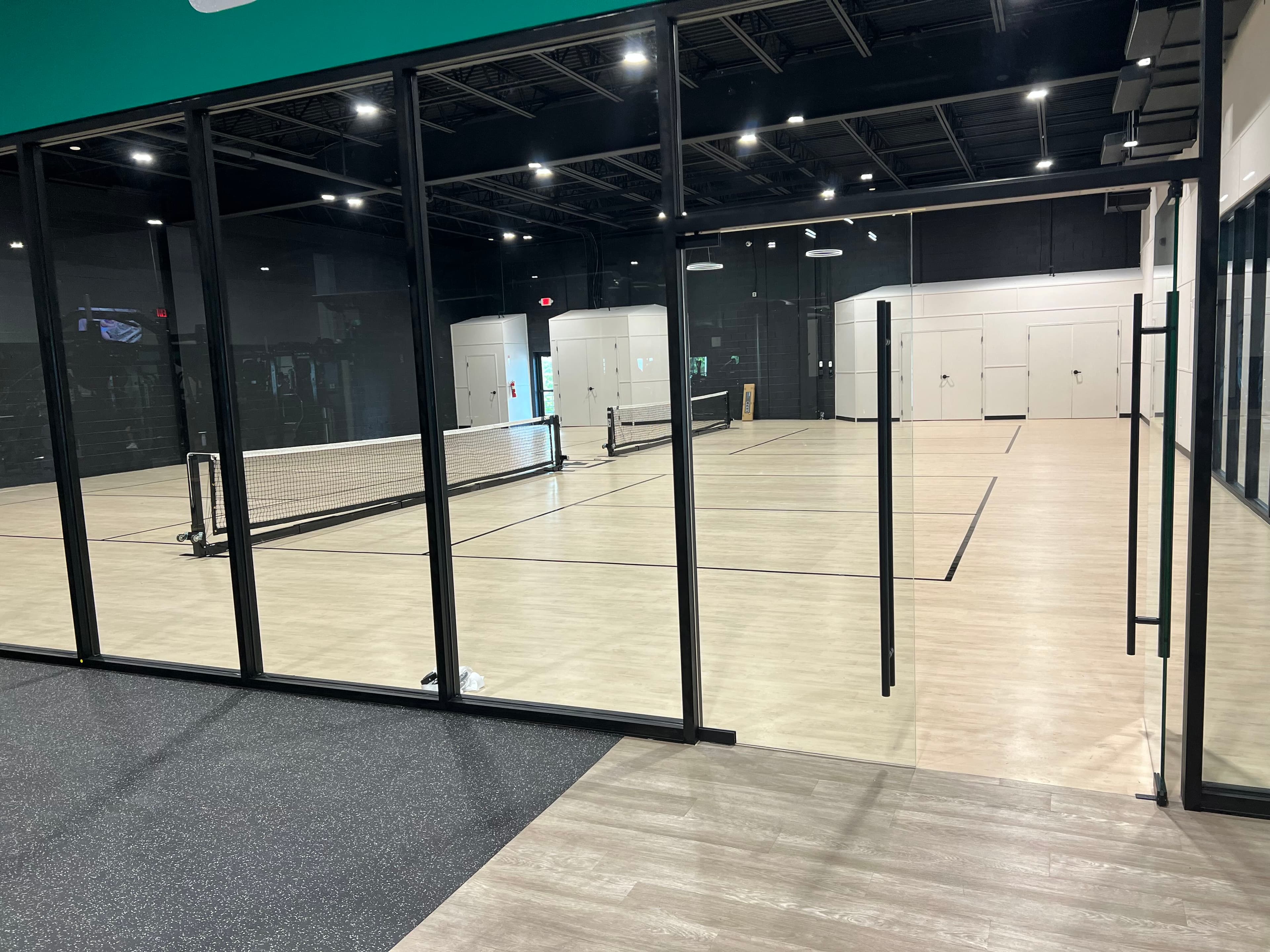 Domain Fitness Burtonsville pickleball courts
