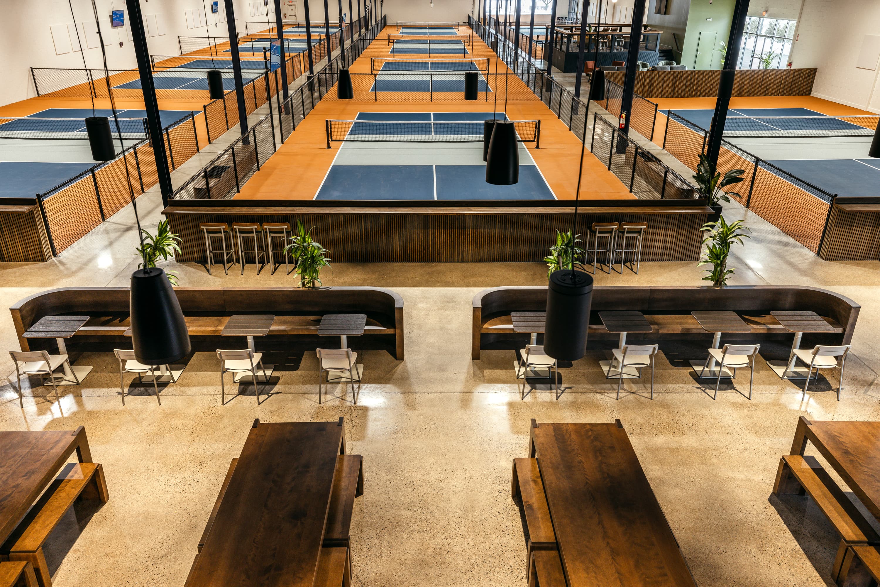 Paddle + Par pickleball courts