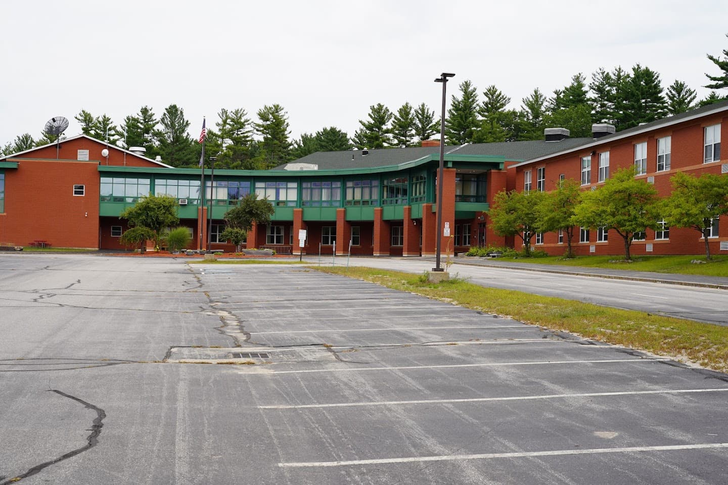 Mountain View Middle School pickleball courts