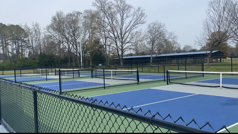 Veteran's Memorial Park pickleball courts