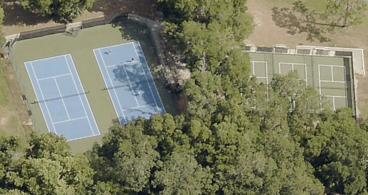 Hawthorne At Leesburg pickleball courts