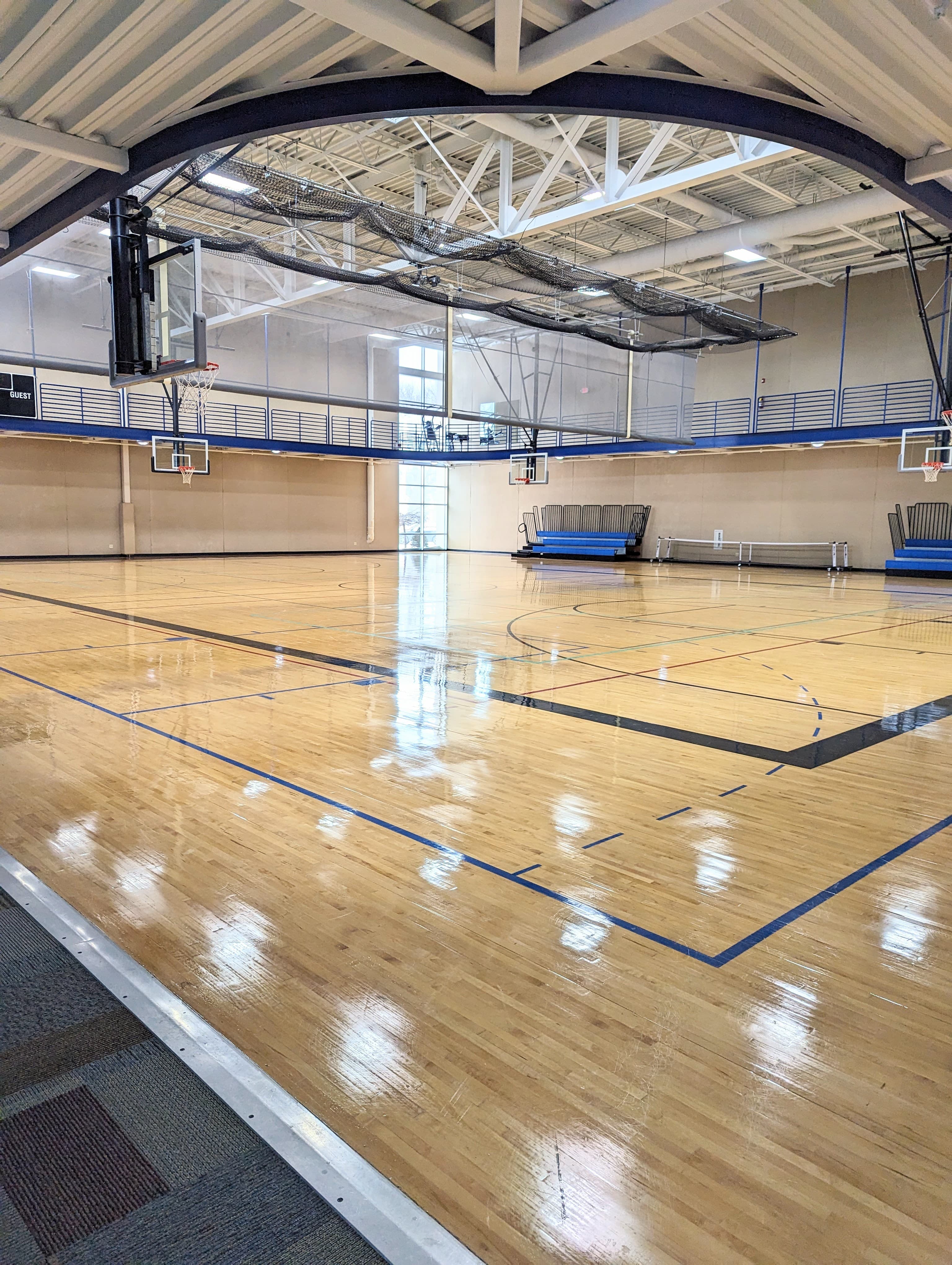 Veterans Memorial Recreation Center pickleball courts