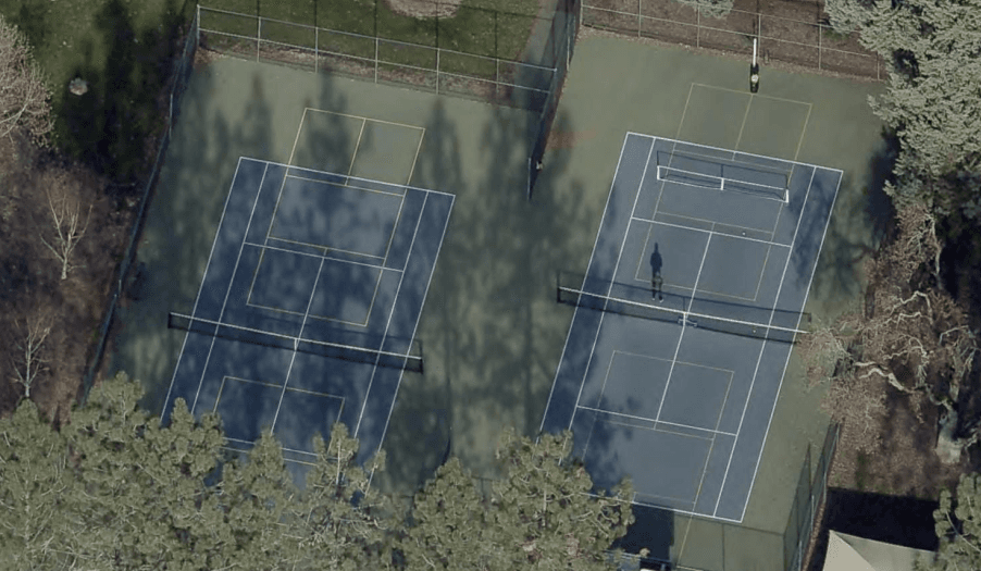 Holmes Park pickleball courts