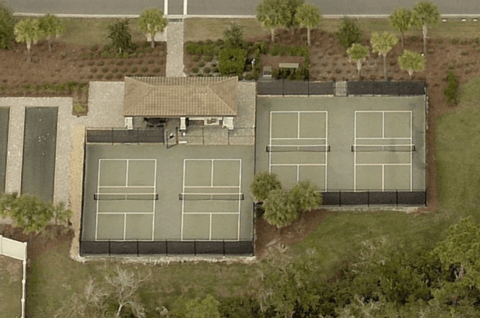 Lakewood National Golf Club pickleball courts