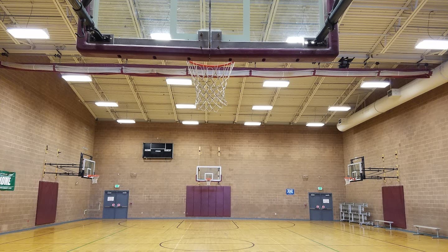 Meadowbrook Community Center pickleball courts