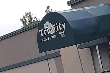 Tri-City Fitness pickleball courts
