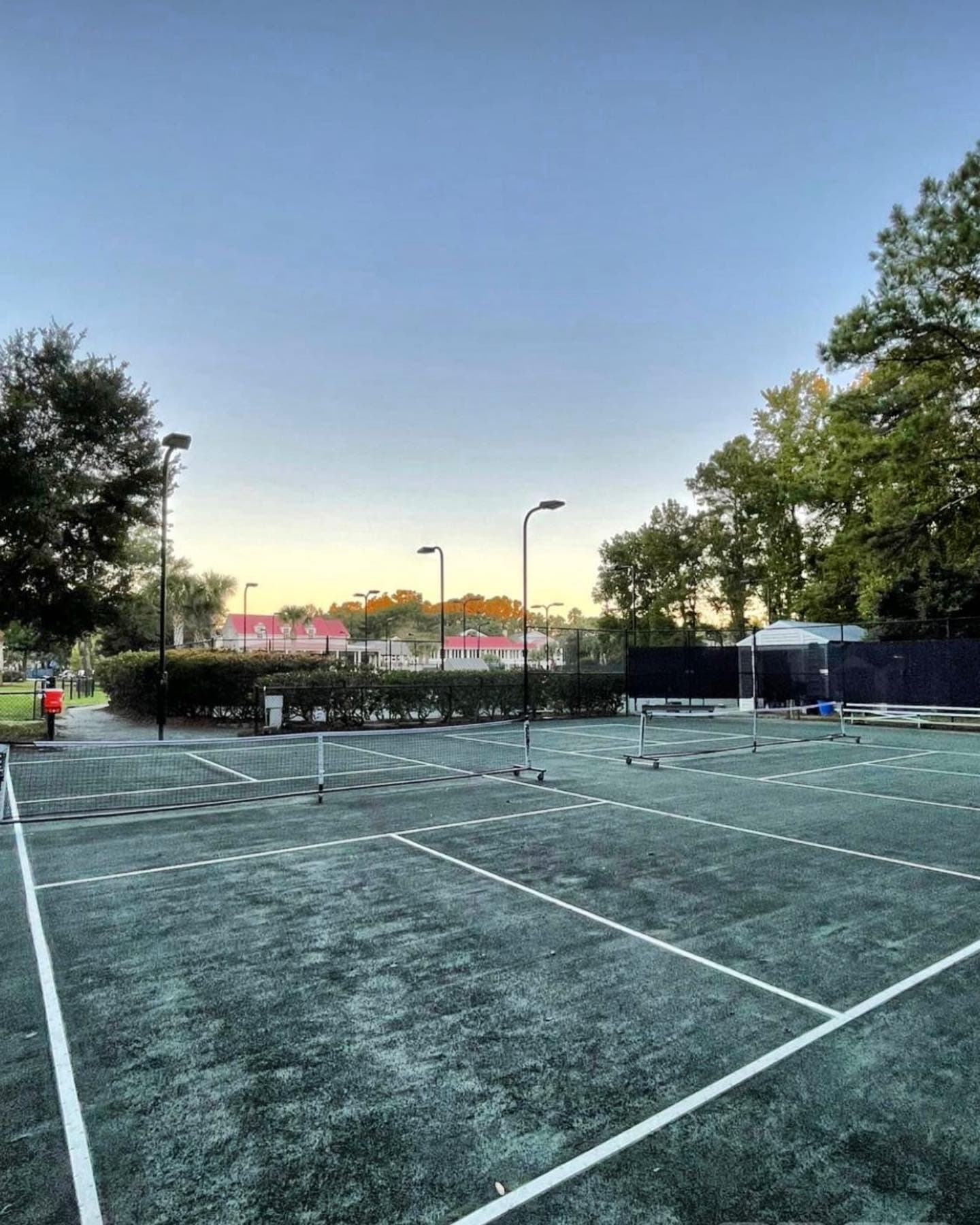 I'On Club pickleball courts