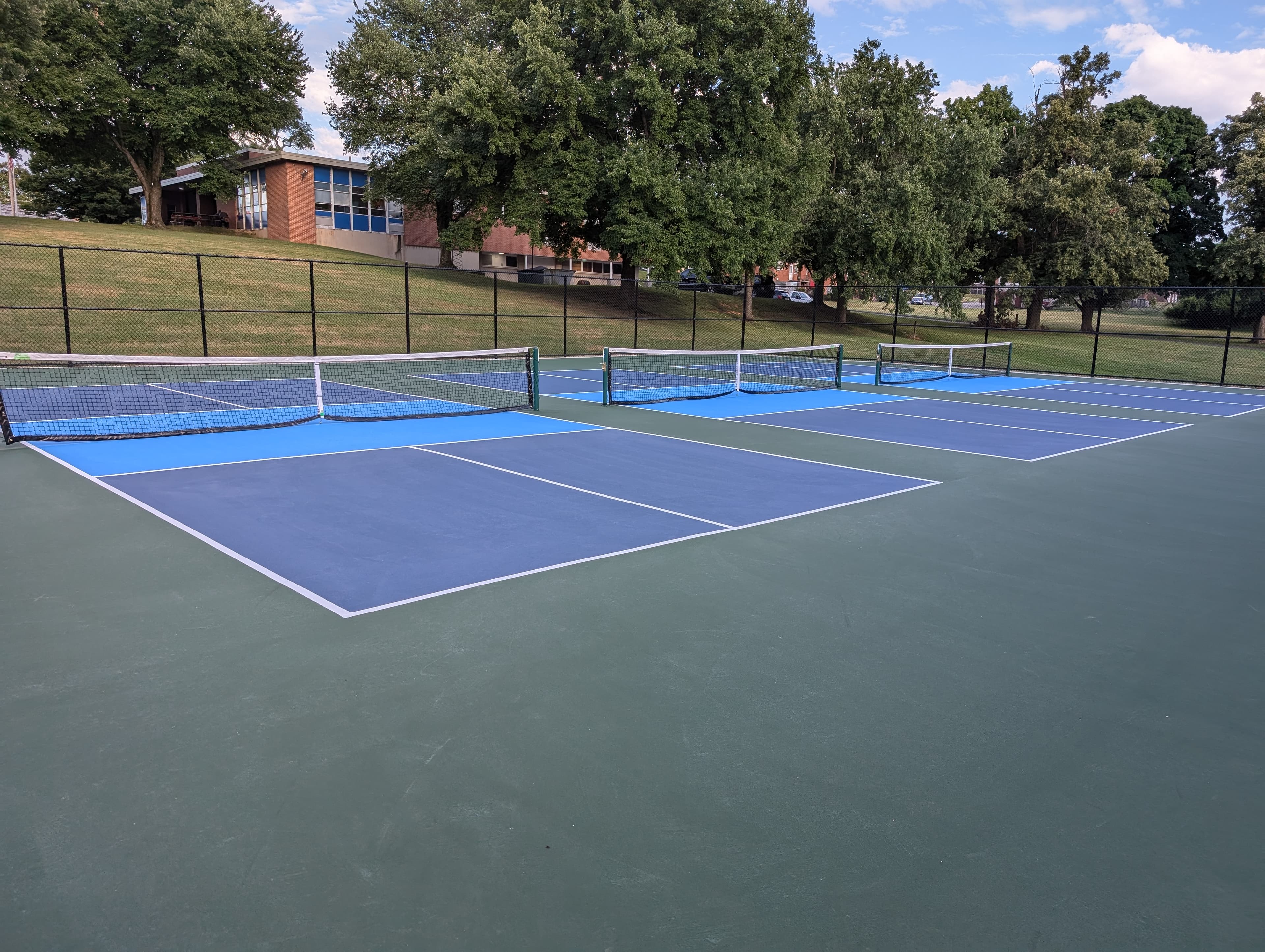 Glendale Park pickleball courts