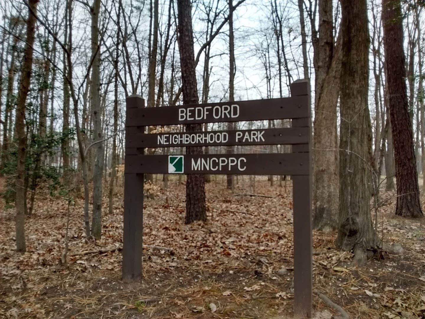 Bedford Neighborhood Park pickleball courts