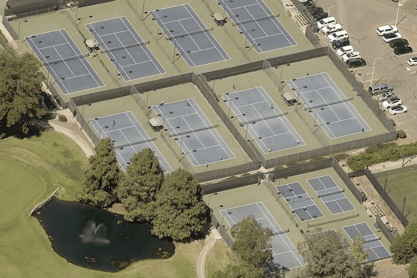 Sunset Hills Country Club pickleball courts
