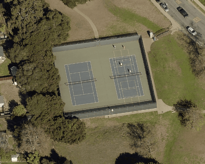 Evergreen Park pickleball courts