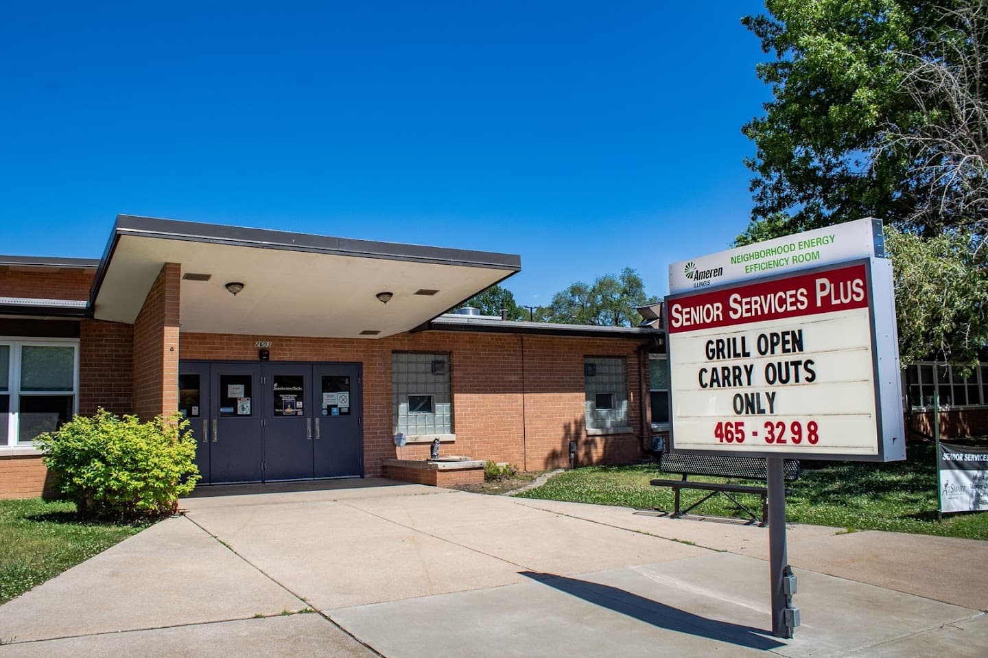 Senior Services Plus pickleball courts