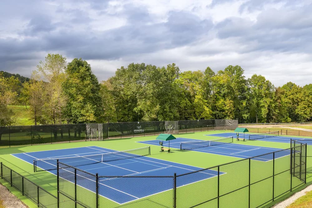 Stonewall Resort pickleball courts
