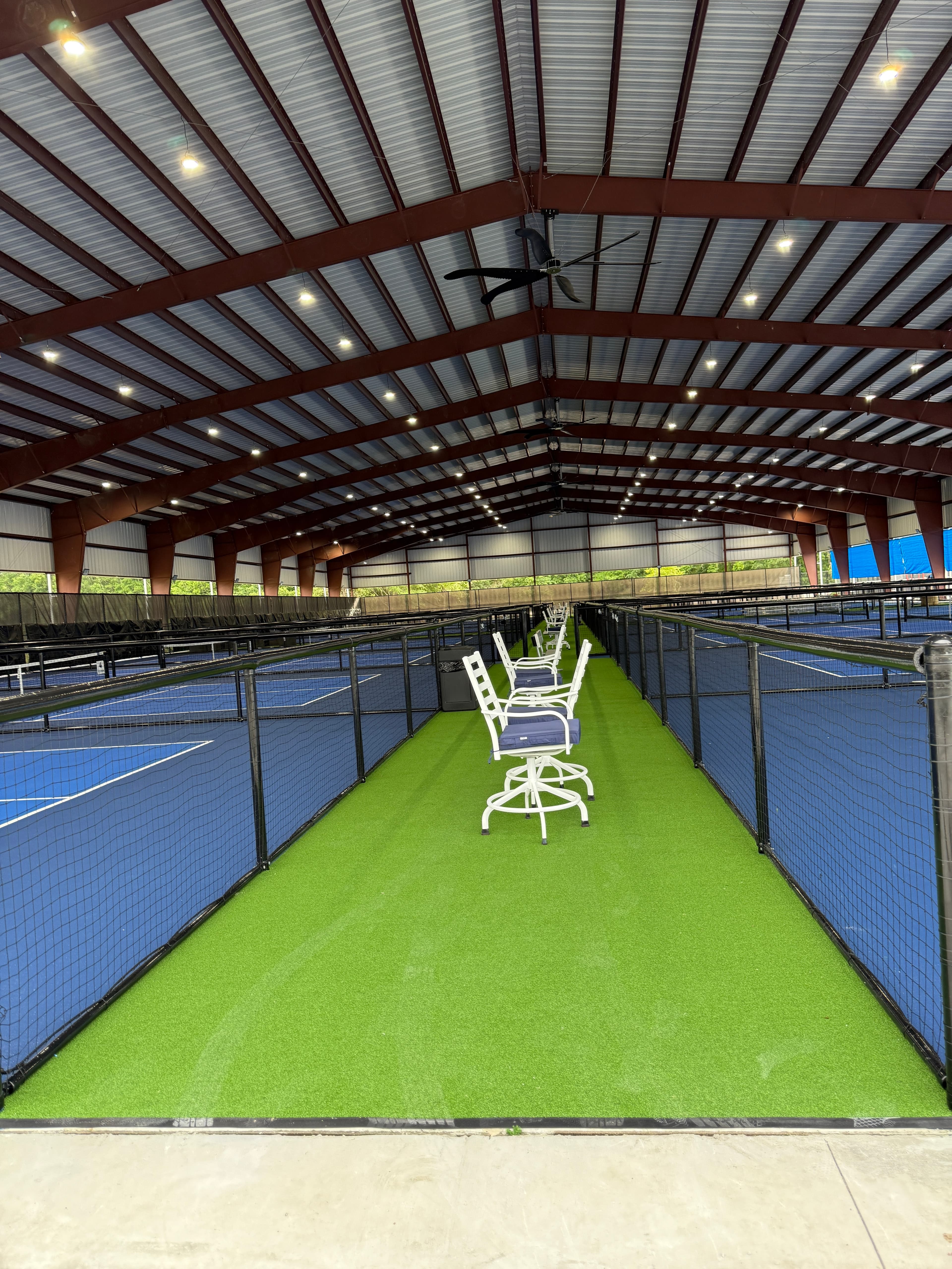 The HUB Jacksonville pickleball courts