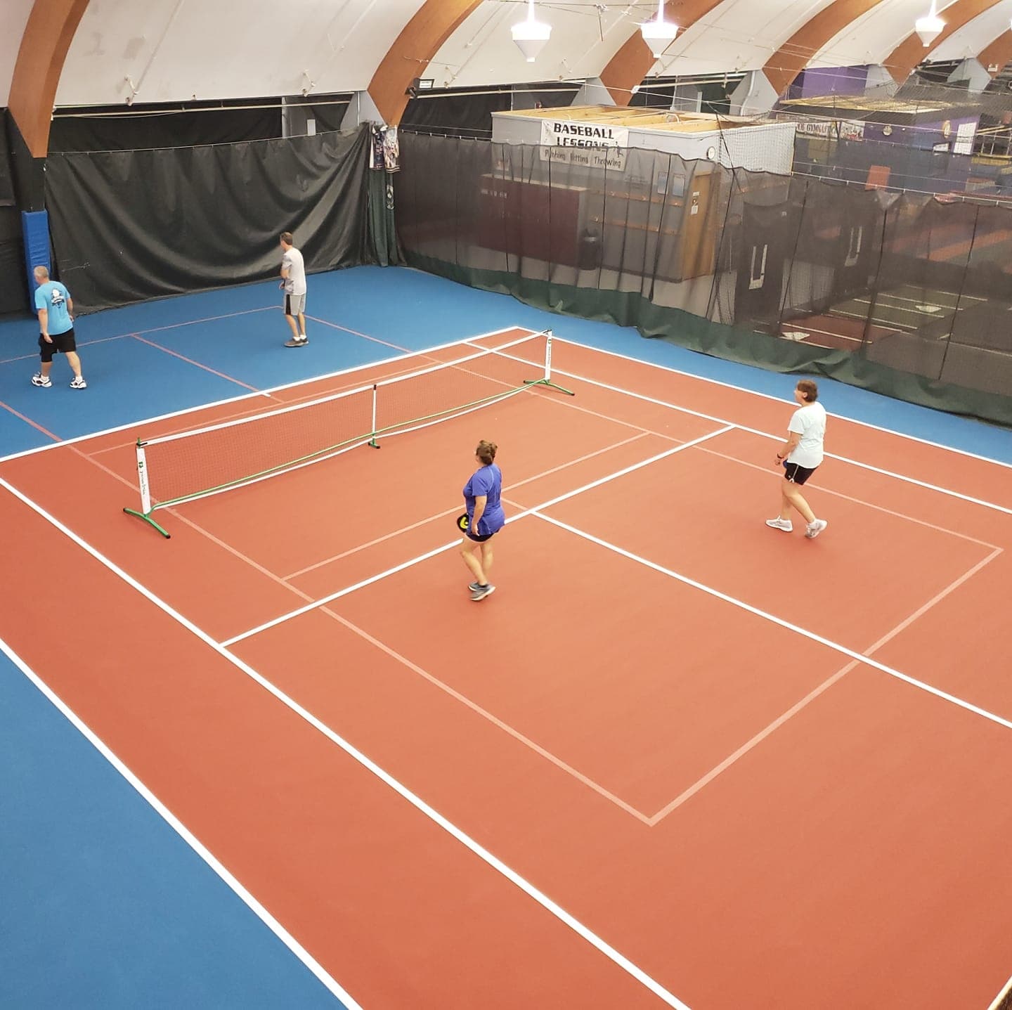 Oak Lawn Racquet Center pickleball courts