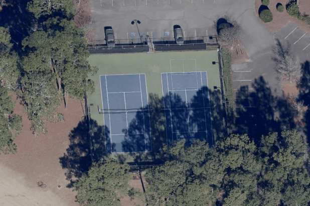 Gates Four Golf & Country Club pickleball courts