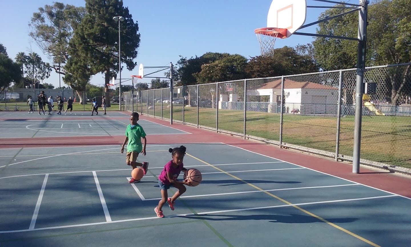 City of Lakewood Mayfair Park pickleball courts