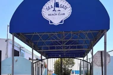 Sea Gate Beach Club pickleball courts