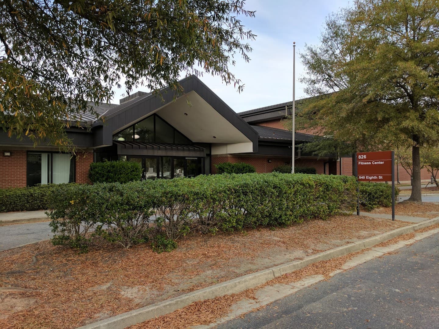 Robins AFB Main Gym pickleball courts