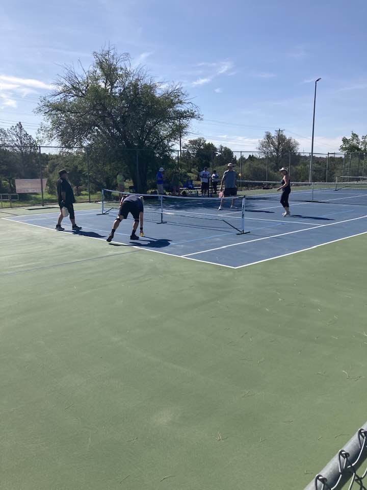 Silver High School pickleball courts