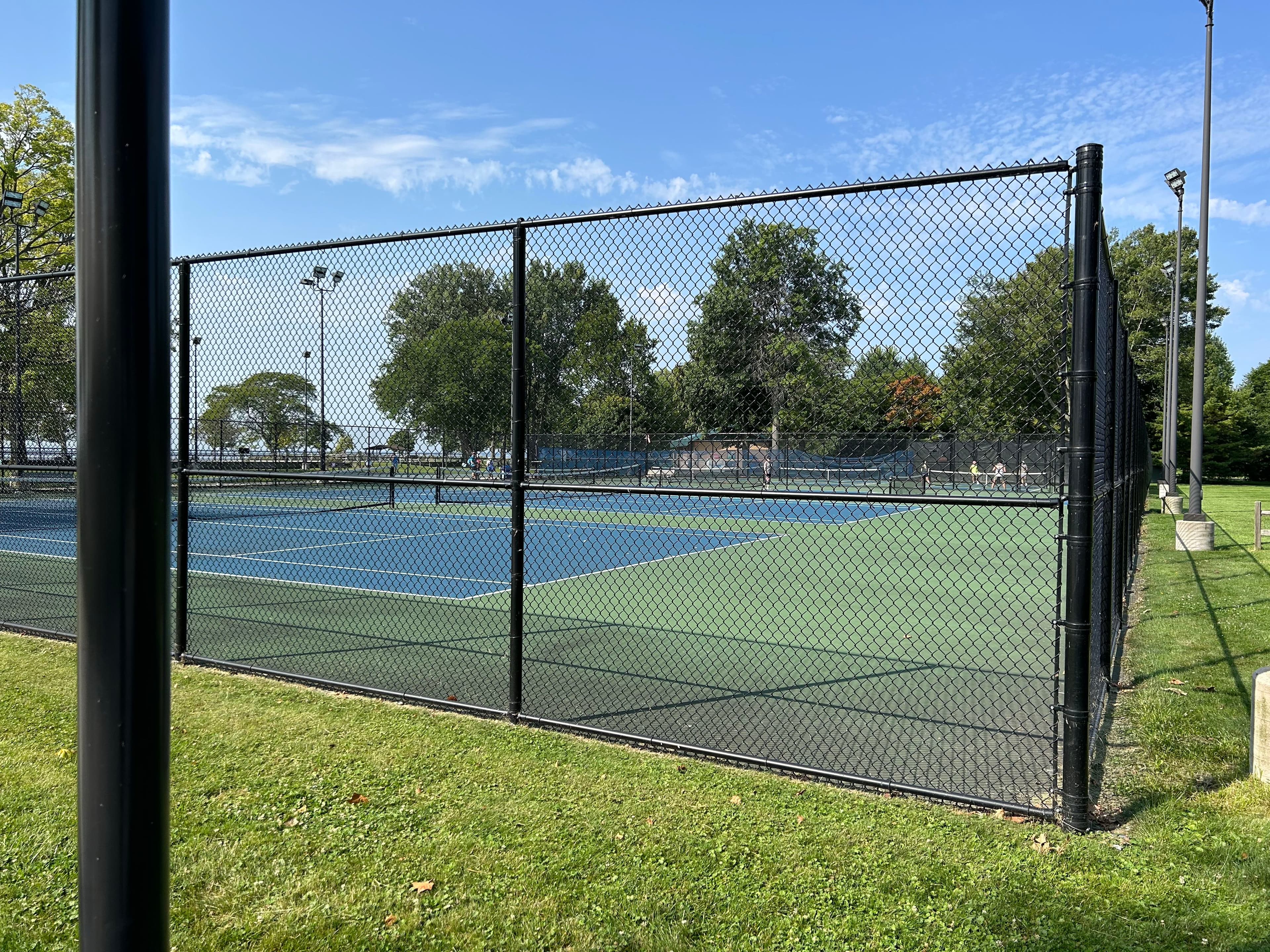 Lake Saint Clair Metropark pickleball courts