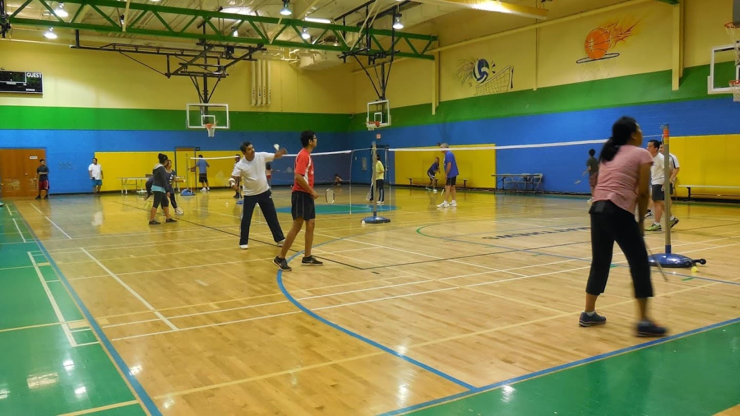 Crews Recreation Center pickleball courts